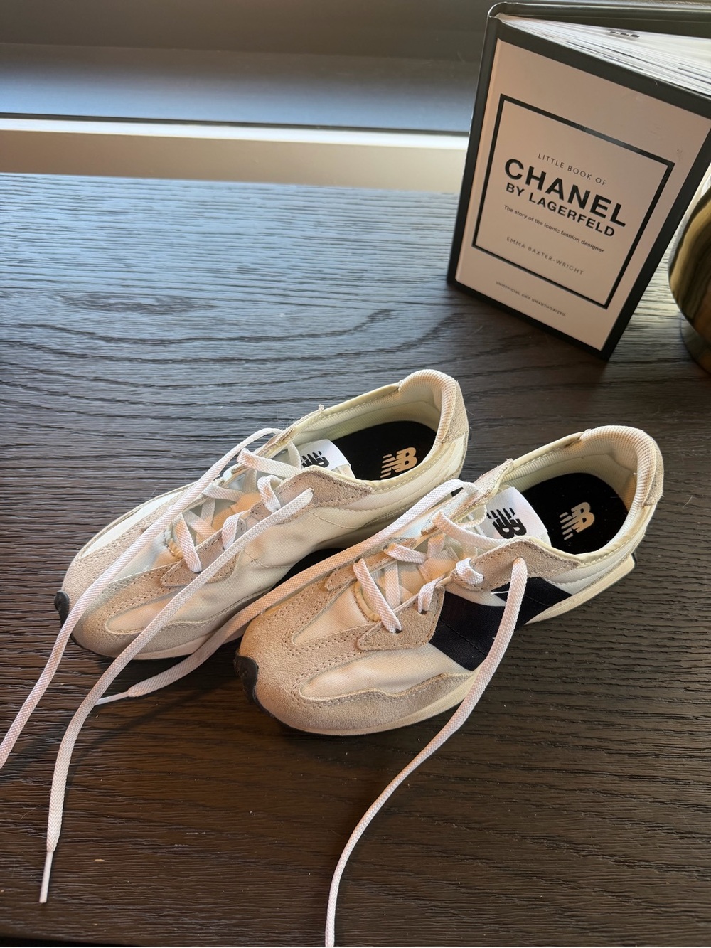 New Balance 327 White Black Lace-Up Sneakers β Kids Size 3